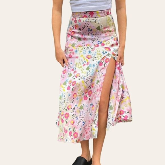 Zara Floral Satin Effect Asymmetric Midi Skirt Size XS - Picture 3 of 10